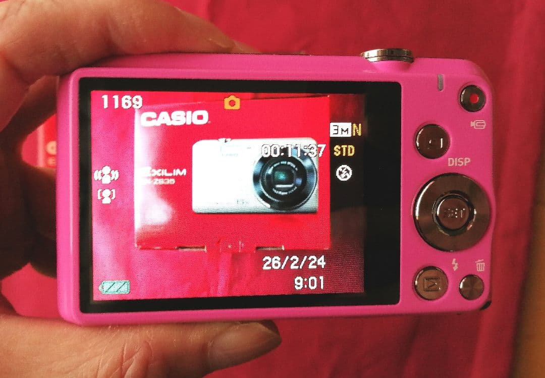 【大幅値下げ！】カシオデジカメ EX-ZS35 人気のピンク （開封のみ未使用）