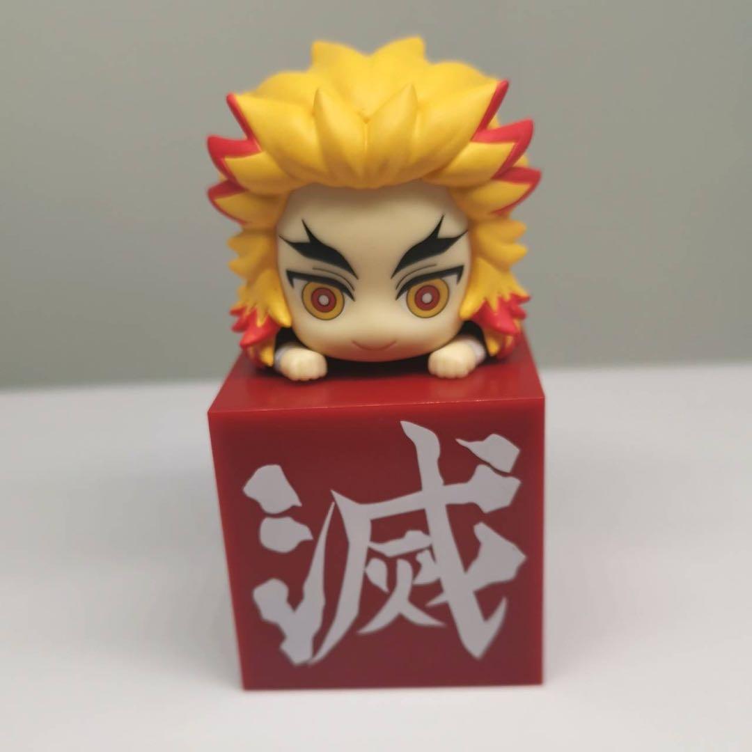 鬼滅の刃 ひっかけ フィギュア　冨岡義勇　煉獄杏寿郎　胡蝶しのぶ