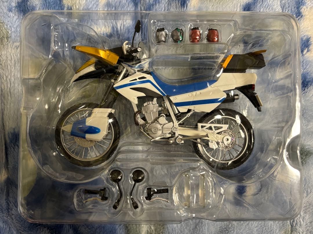 【中古品】S.H.フィギュアーツ マシンゼロホーン（魂ウェブ限定）　ゼロノス付き