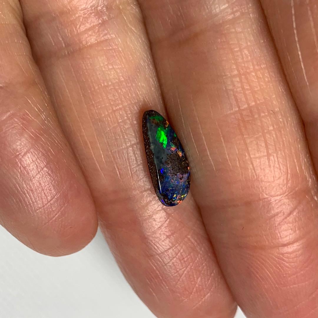 ボルダーオパール　ルース　　1.32ct