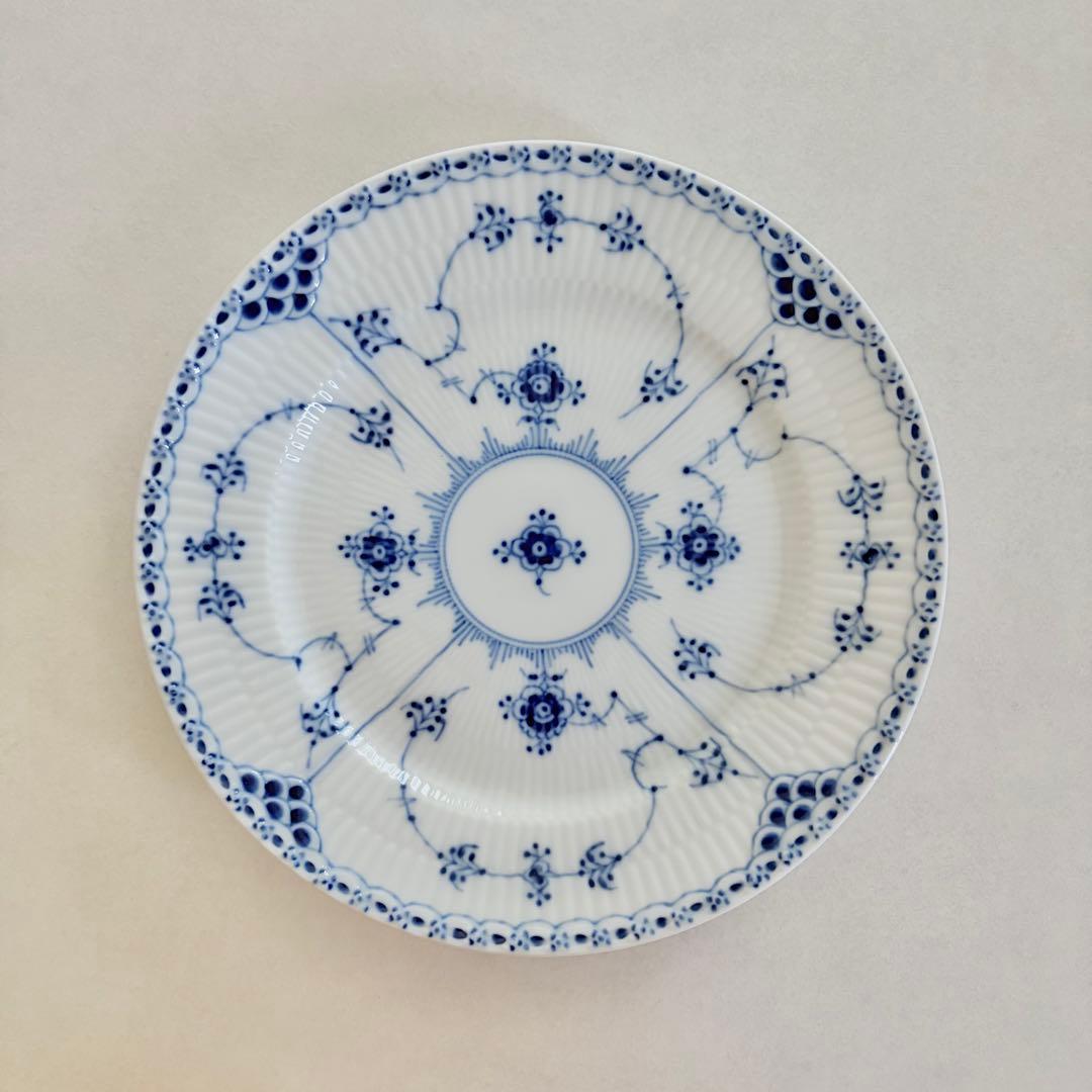 新品未使用　ロイヤルコペンハーゲン　ハーフレース　プレート 19cm デンマーク