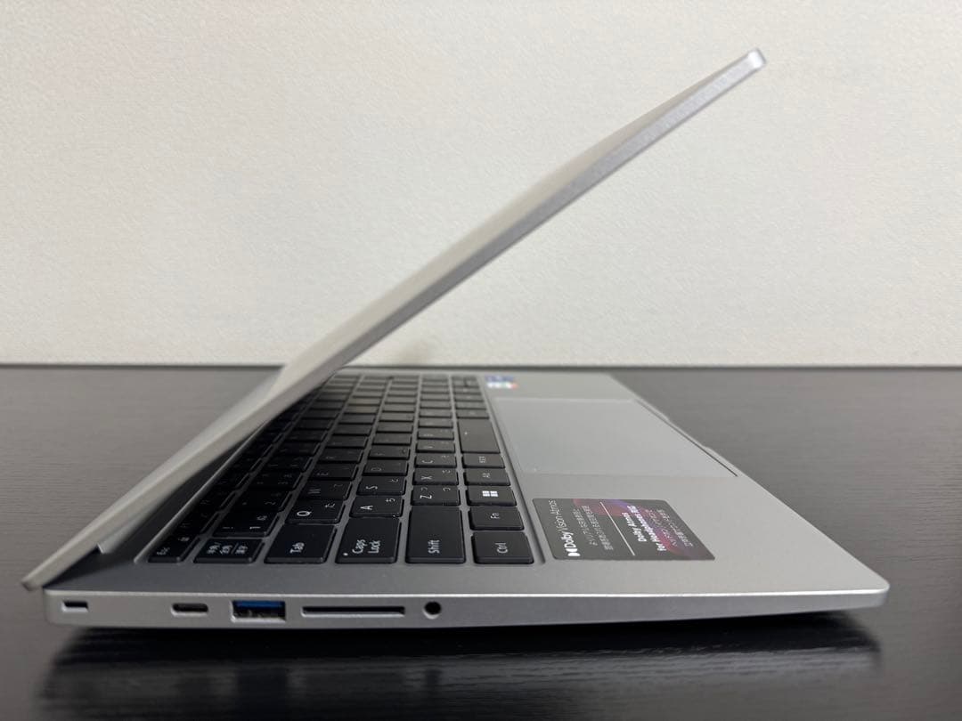 累積386 DAIV Z4 i7 32GB 1TB 14インチ Office