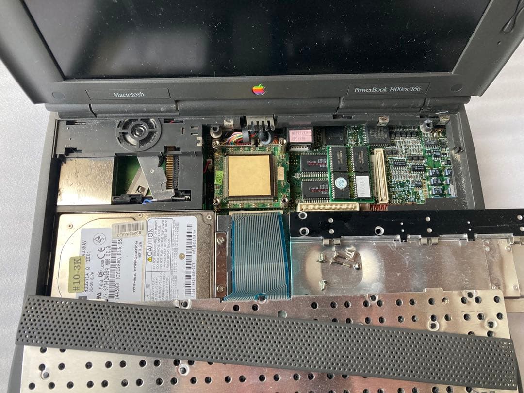 PowerBook 1400 セット. 内部画像追加