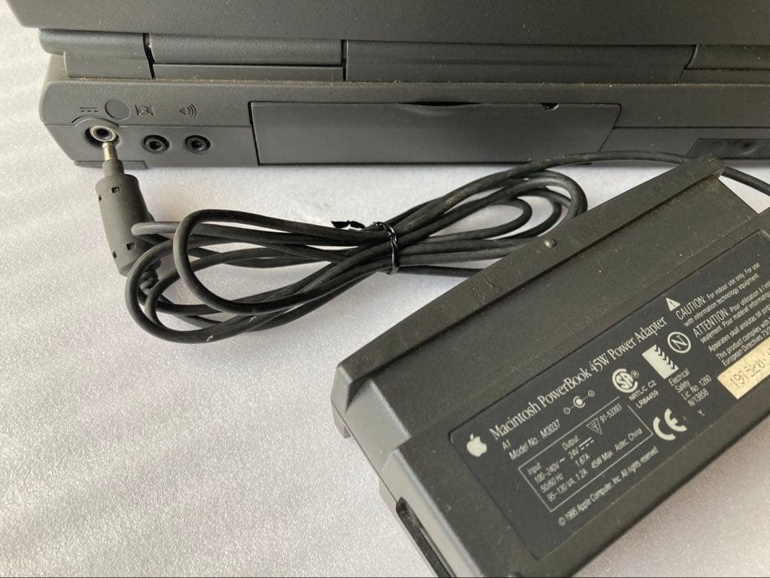 PowerBook 1400 セット. 内部画像追加