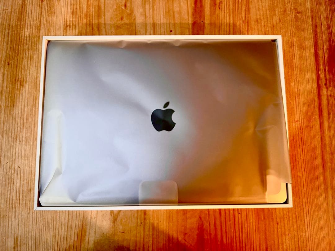 【美品】M1 MacBookAirスペースグレー 13'