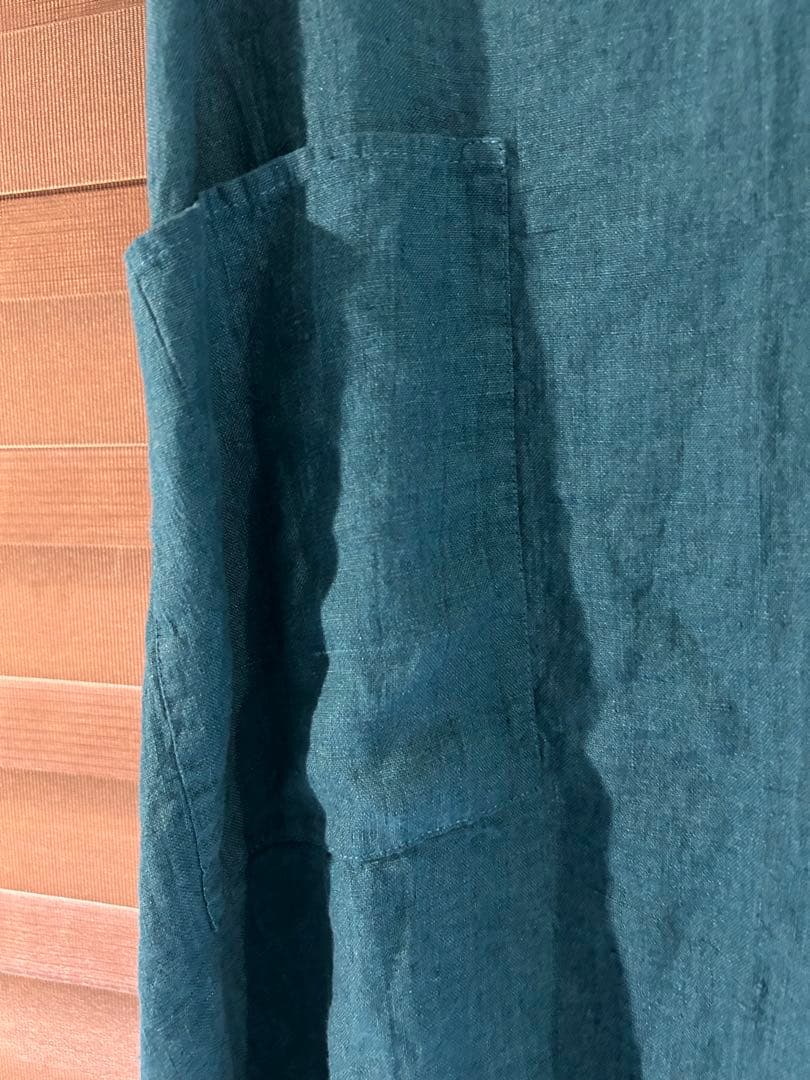 新品未使用　リーノエリーナ　フルエプロン マノン ブルーパヴォーネ　リトアニア製