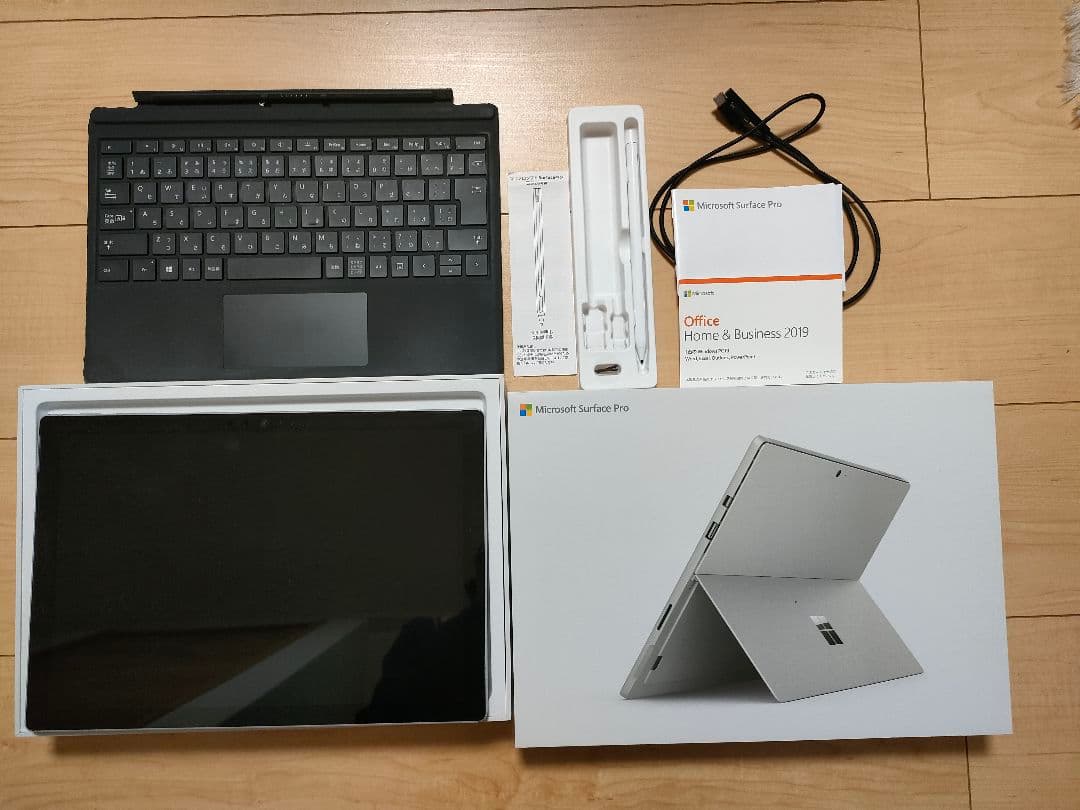 Surface Pro6 本体 + タイプカバー　タッチペン　ケーブル　箱