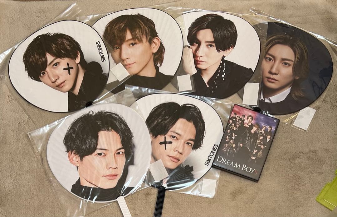 SixTONESグッズ まとめ売り
