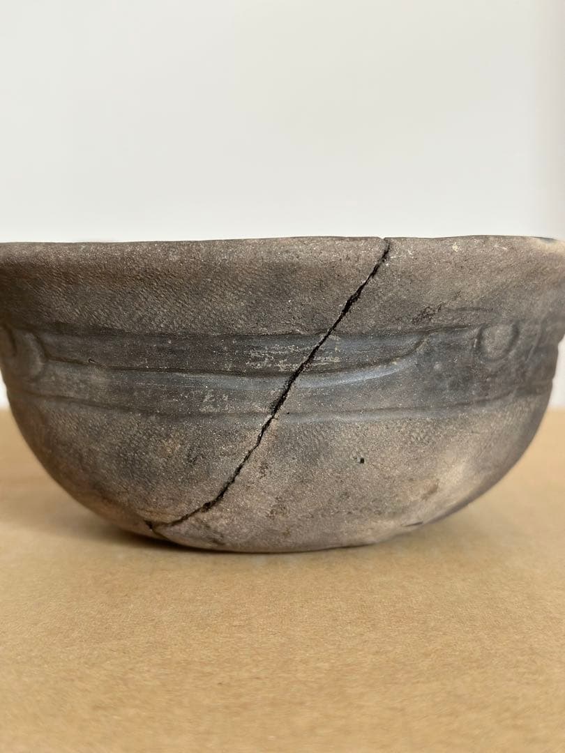 磨消文鉢形土器 (縄文時代晩期)