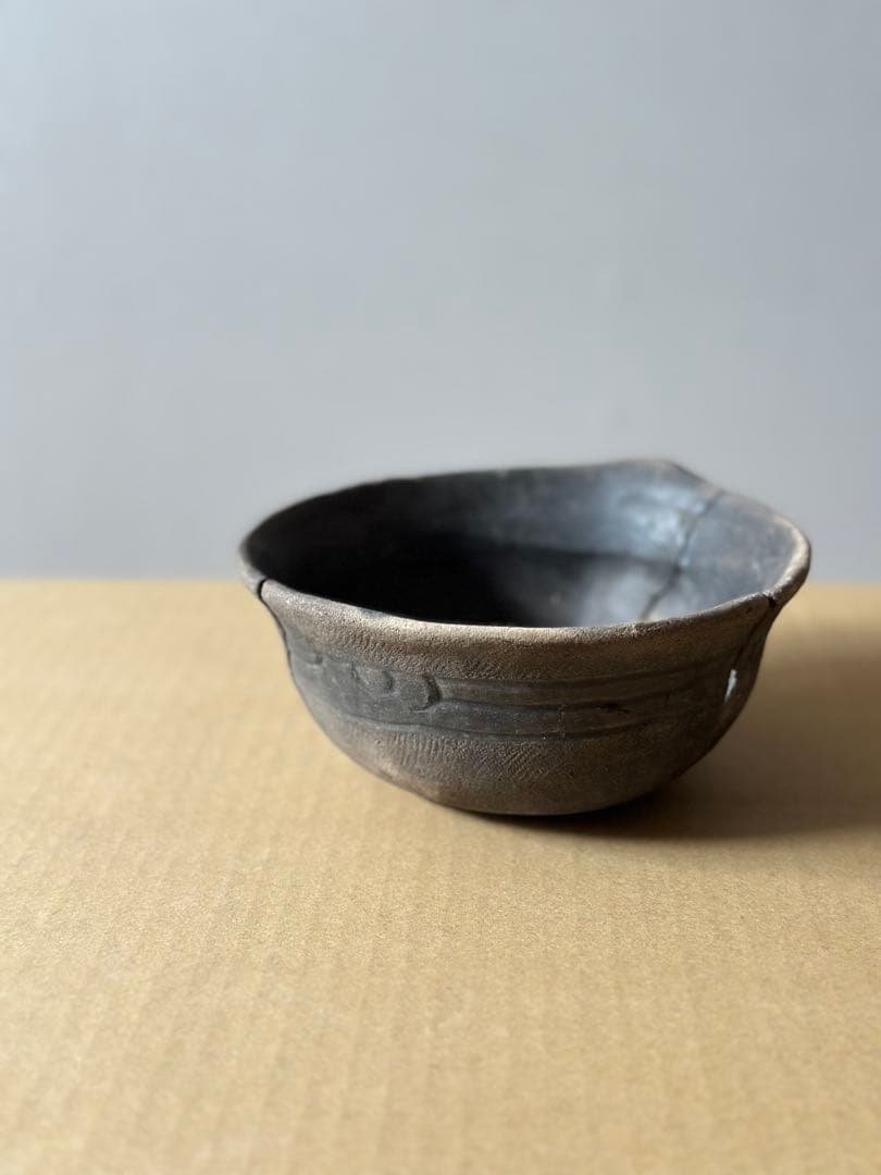 磨消文鉢形土器 (縄文時代晩期)