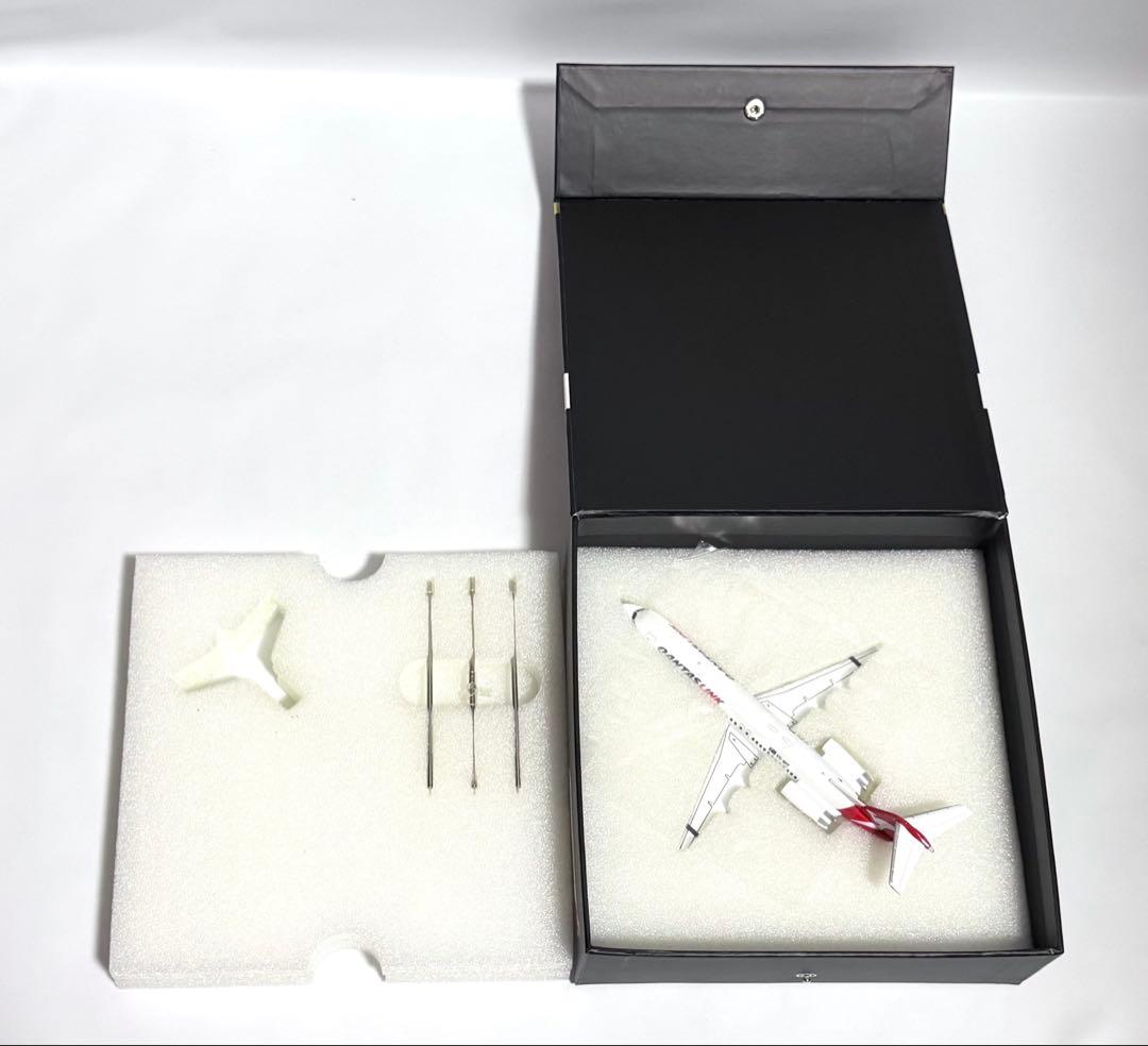 Gemini 1/200 Fokker 100 カンタスリンク