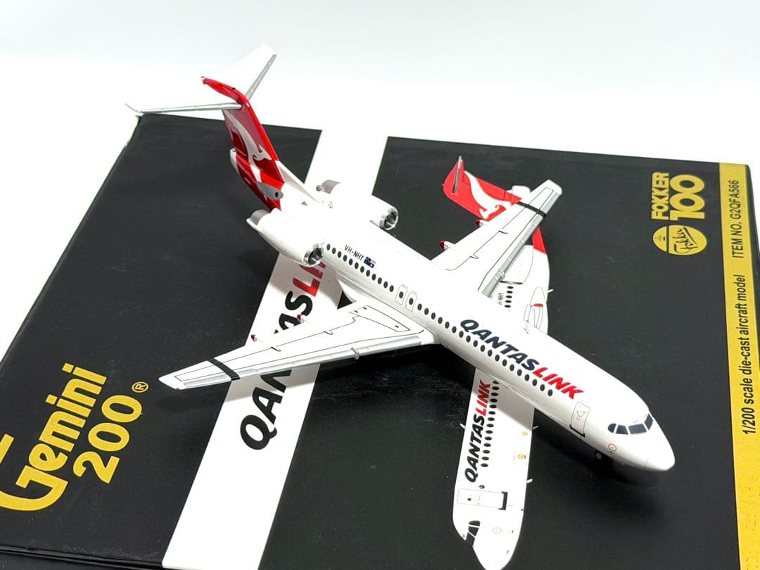 Gemini 1/200 Fokker 100 カンタスリンク