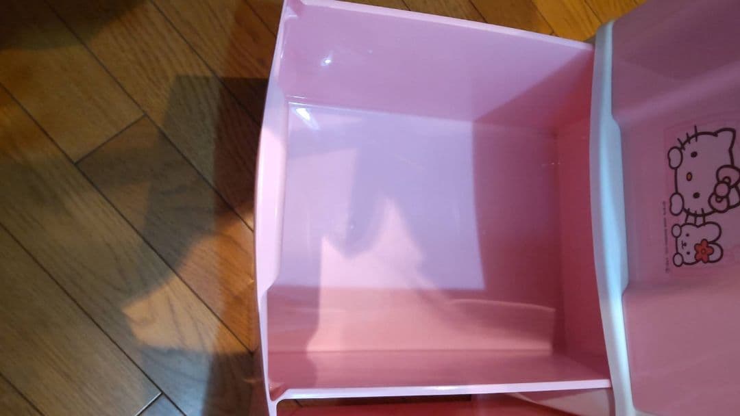 ハローキティ　チェストハンガーラック　アイリスオーヤマ　収納　引出し　サンリオ