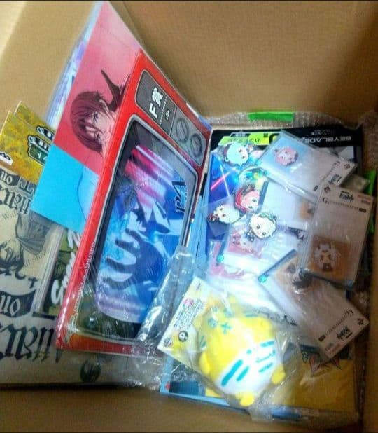 一番くじ まとめ売り 家庭教師ヒットマンREBORN! 進撃の巨人等 etc.