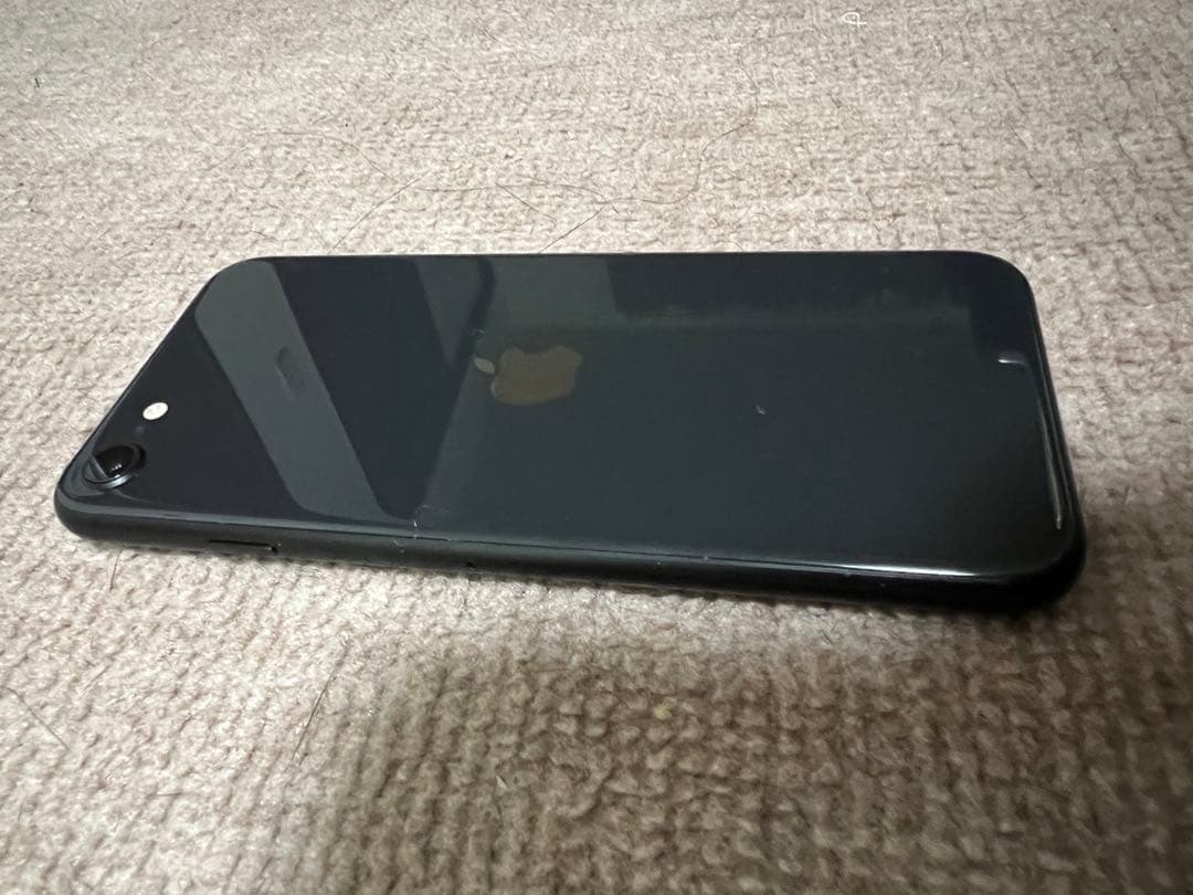 iPhone SE 第二世代　ブラック