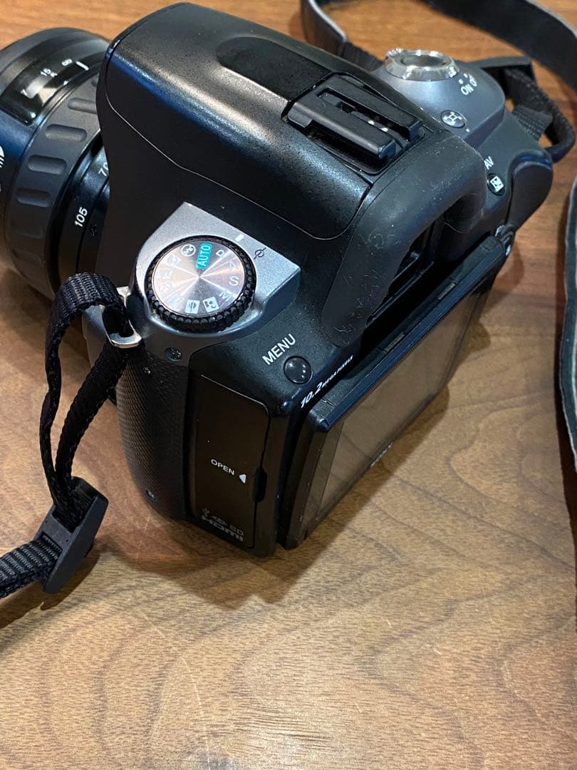SONY α 330 デジタル一眼レフ ミノルタ　35-105 レンズ付　動作品