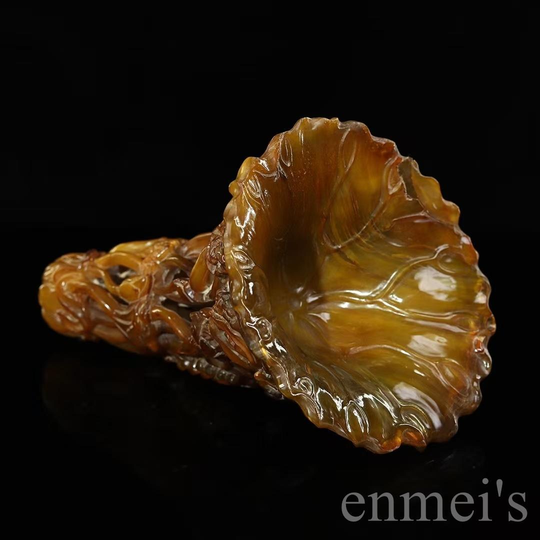 中国古美術『珍藏 牛角彫刻 透彫 蓮花角尖置物』開運 極細工 古玩 骨董 古美味