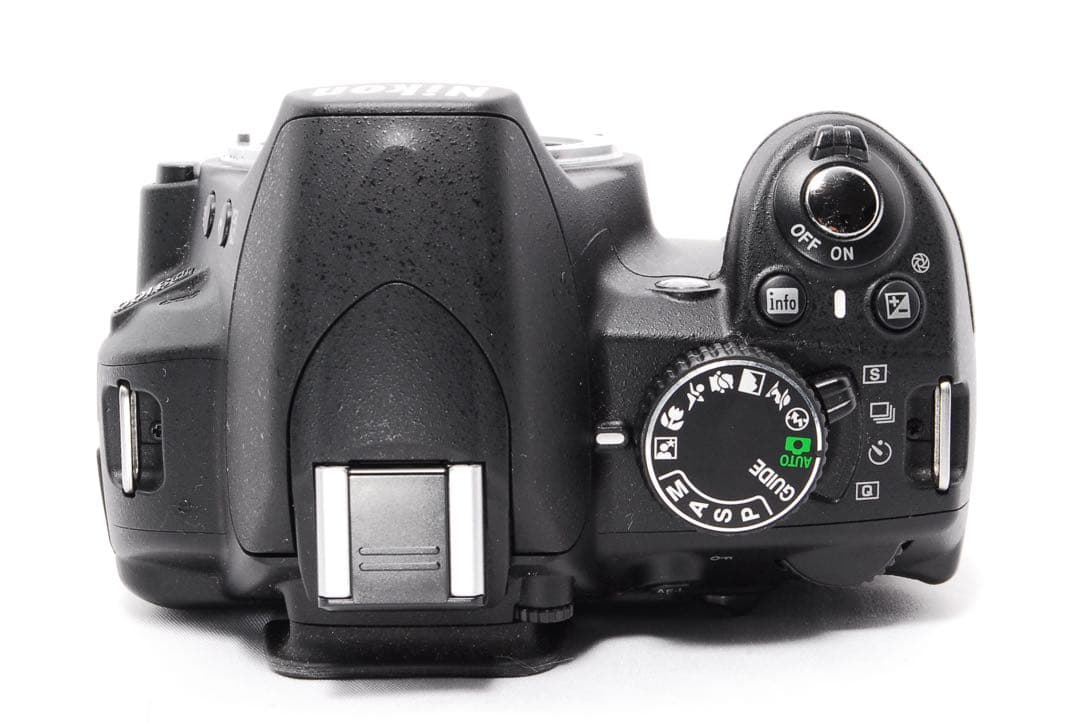 ◆バッグ付き◆Nikon D3100◆バッグ付き◆一眼レフカメラ◆ショット数僅か