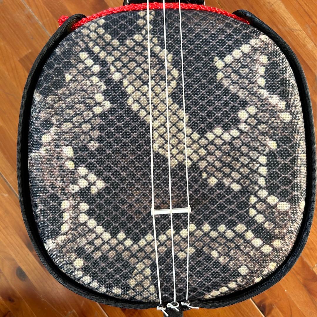 ◼️宮古島から❸ ◼️レア！新品！宮古島柄三線◼️女性　◼️沖縄　◼️初心者　◼️実器音有り