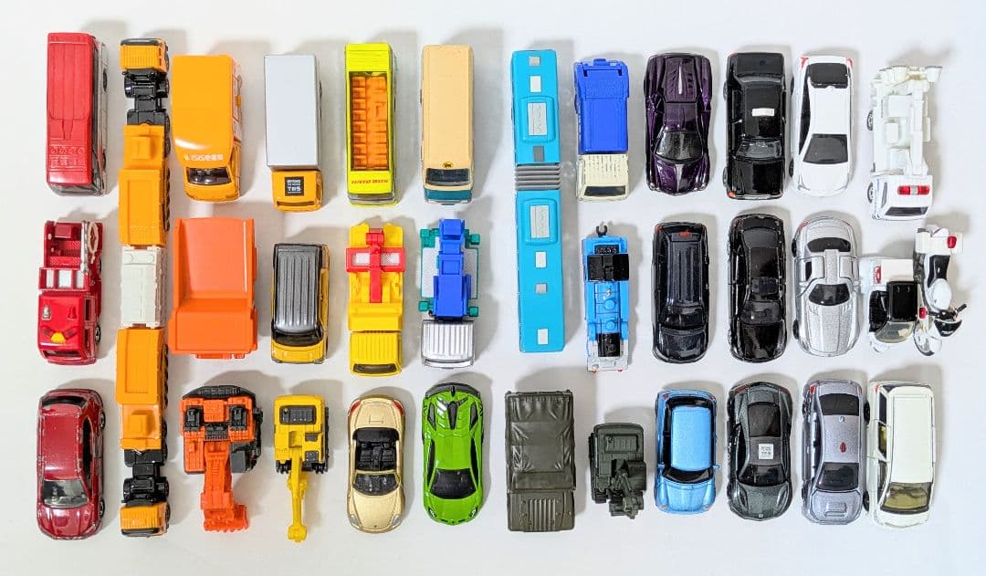 トミカ まとめ売り 34台 トラック付き