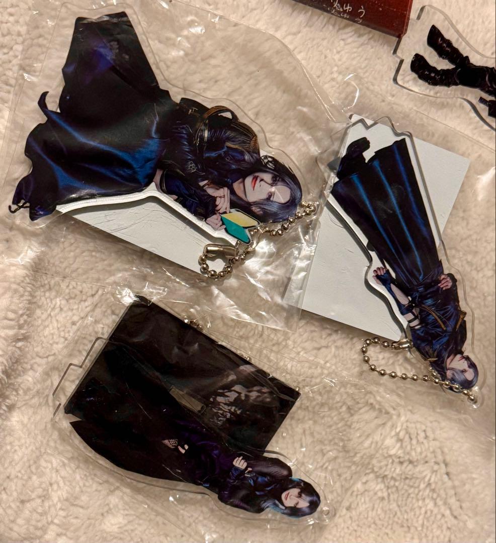 Azavana Яyu アクスタセット売り