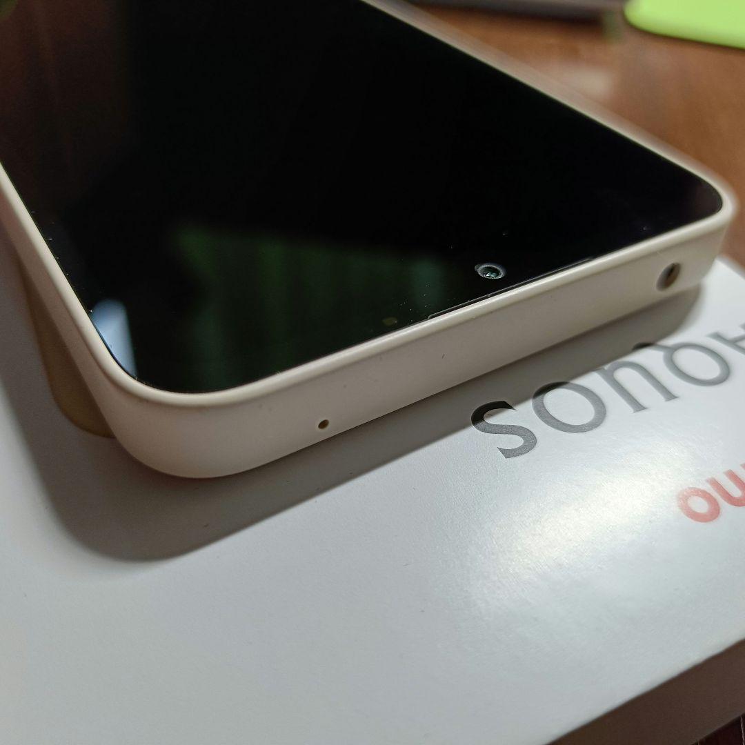 docomo AQUOS wish 4 本体(箱付)