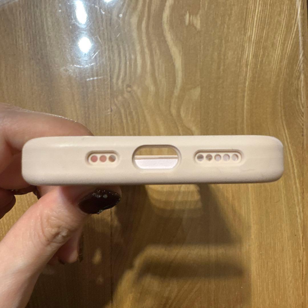 familiarデザインiPhone15proケース