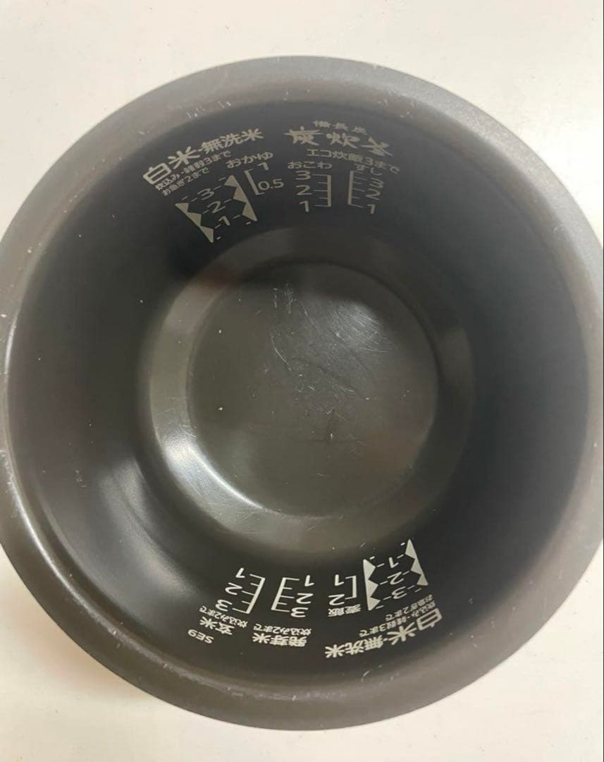 【美品】三菱 NJ-SEB06-R 炭炊釜 3.5合炊（本体のみ） 2021年製