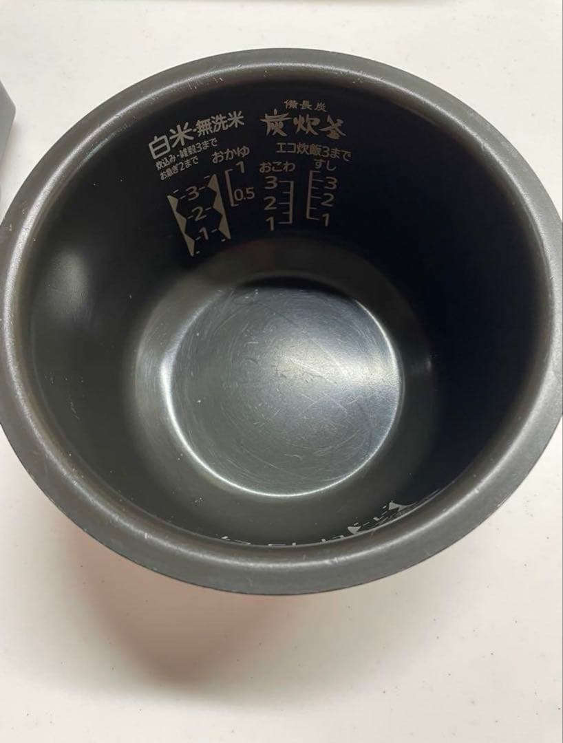 【美品】三菱 NJ-SEB06-R 炭炊釜 3.5合炊（本体のみ） 2021年製