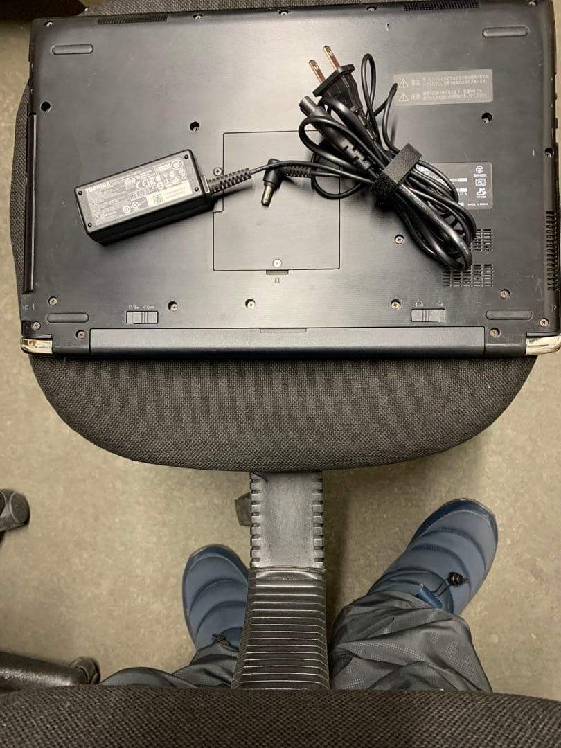 dynabook T75/DR Corei7 SSD240 8GB 第7世代