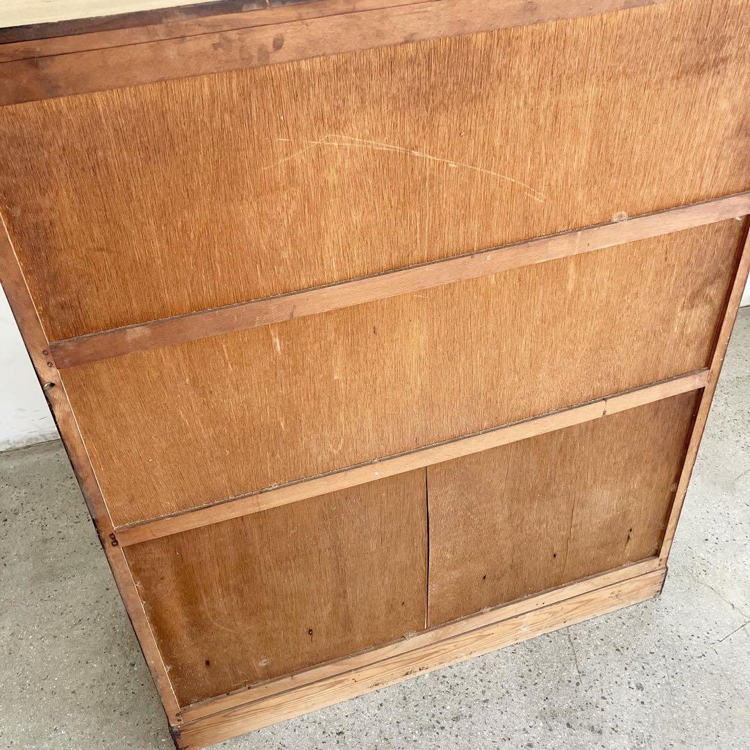 レトロ　ヴィンテージ　古家具　収納　食器棚　ガラス棚　ガラスキャビネット　剥離