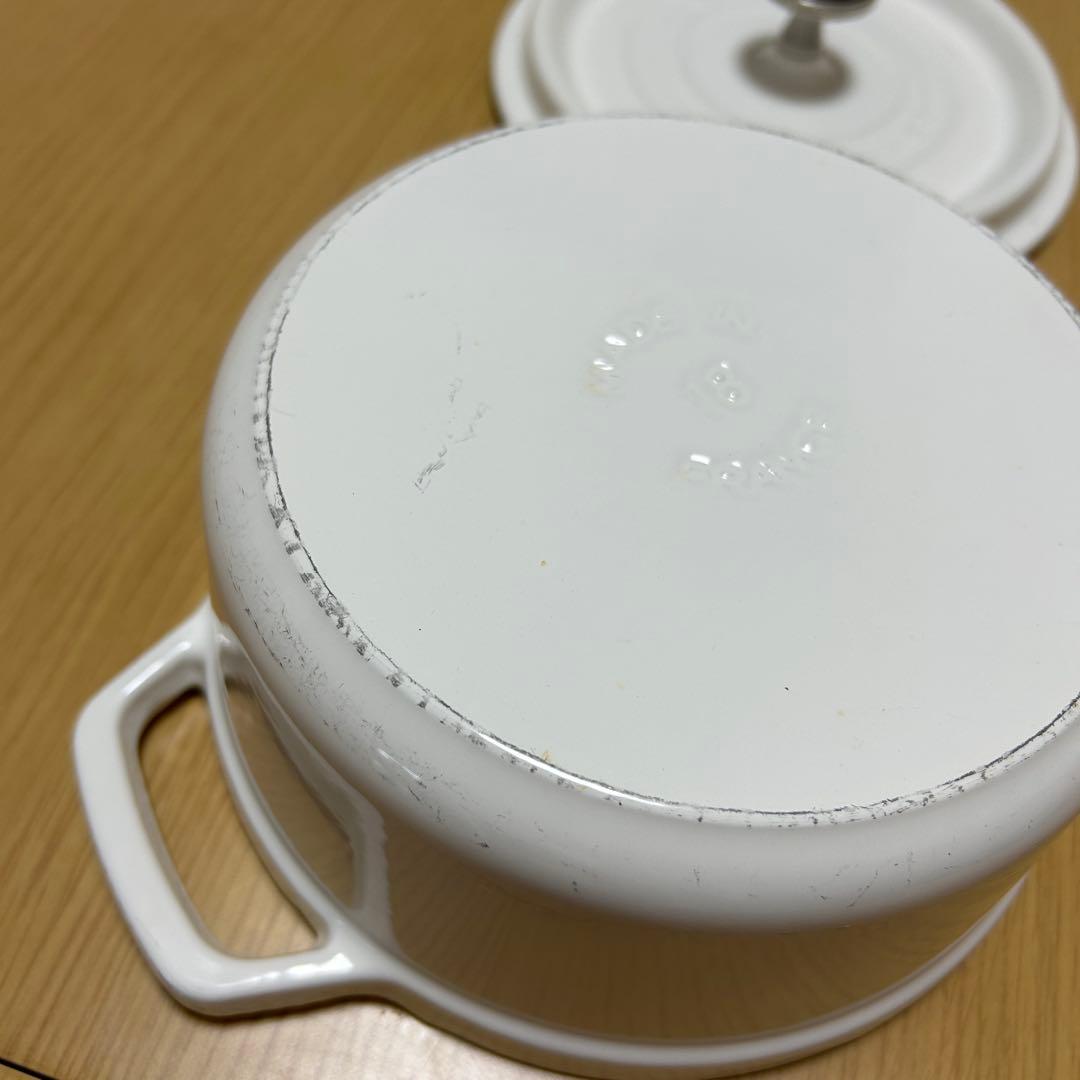 STAUB 両手鍋 白 18センチ