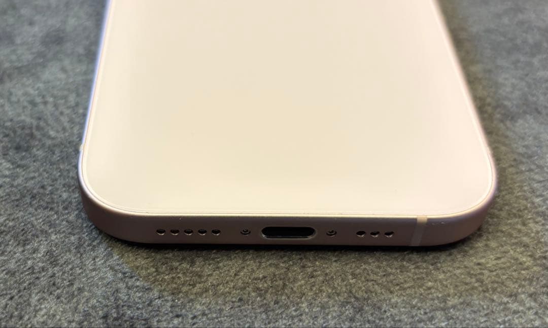 iPhone15 ピンク　256GB