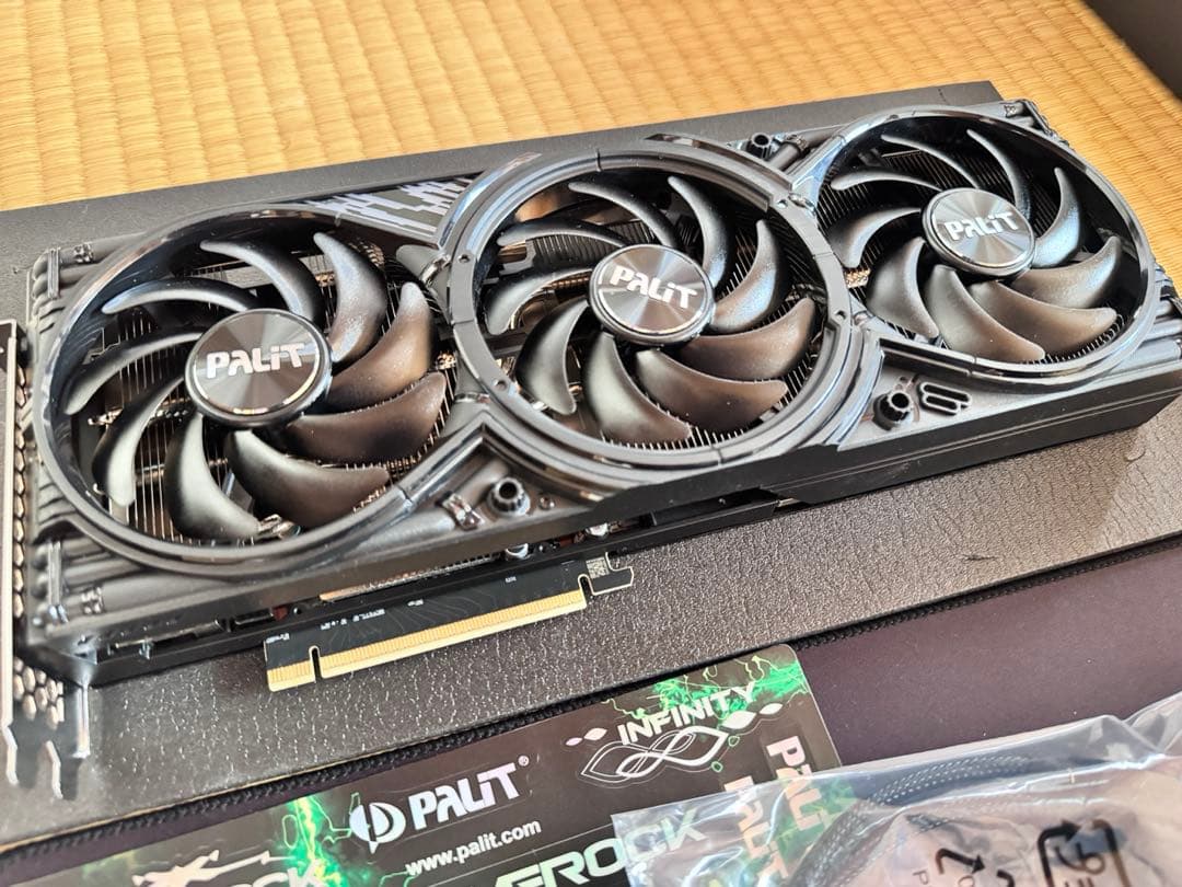 グラフィックボード・グラボ・ビデオカード PALIT GeForce RTX 5070 Ti 16GB