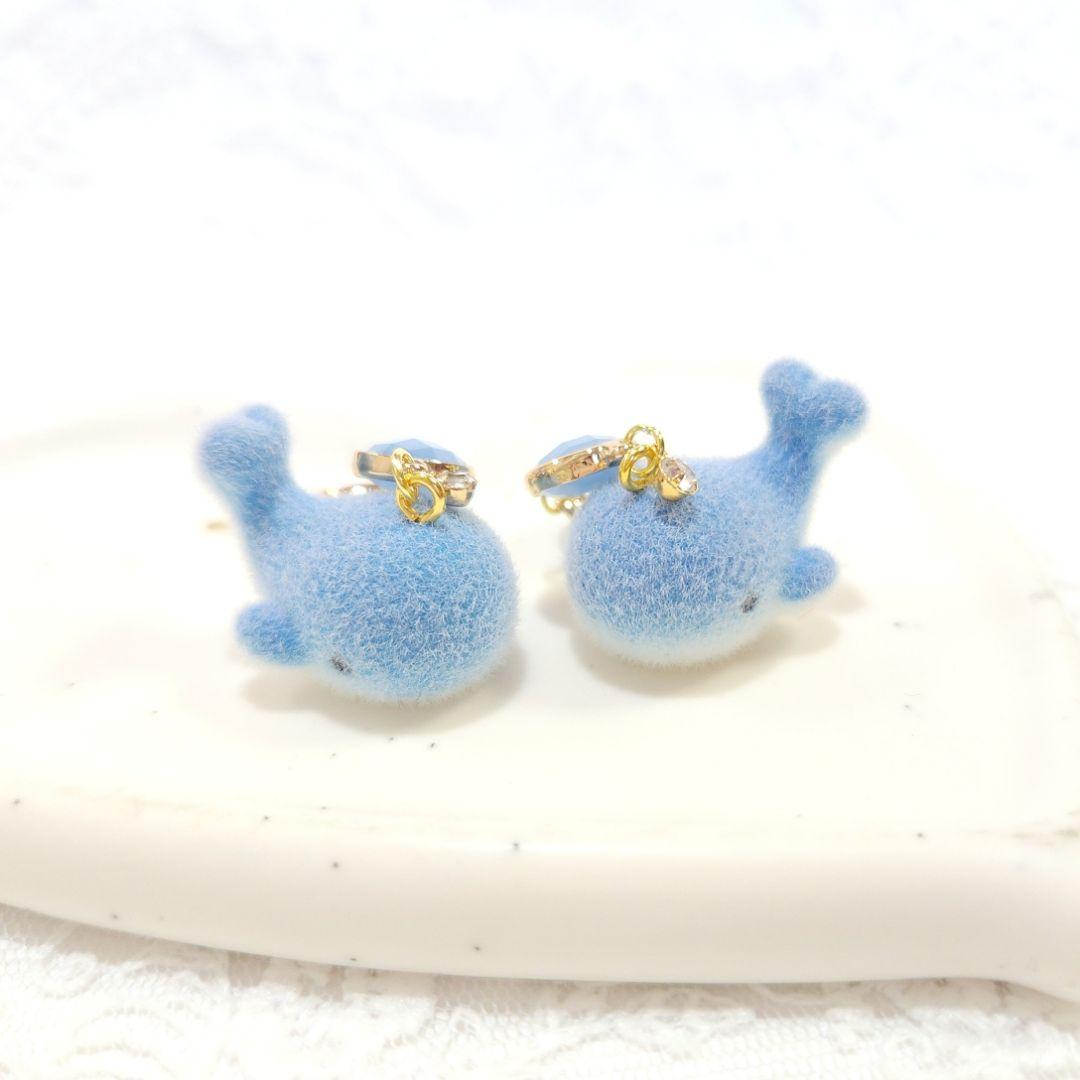 再販★海をゆったり泳ぐモコモコ フロッキー クジラの大人可愛いマリンピアス♡