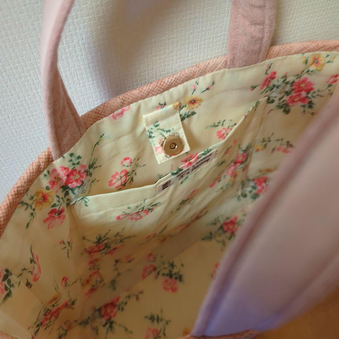 ✿リバティ✕パッチワーク✿　カテドラルウィンドウのバック　〈さくらピンク〉