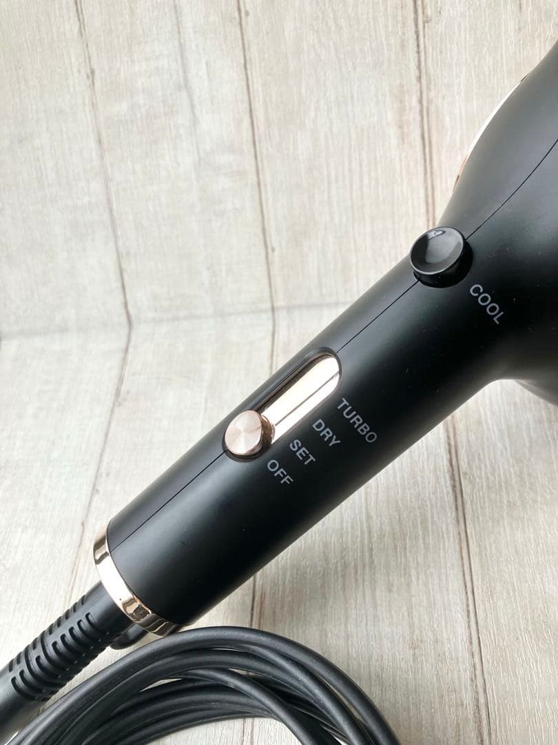 《期間限定お値下げ》美品ピーアップクレアヘアドライヤー