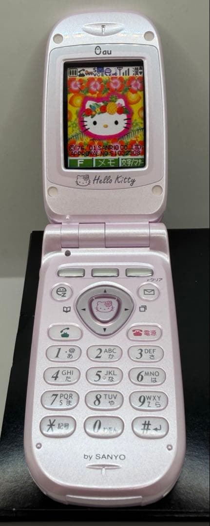 モックアップ　サンリオ　ハローキティ　ピンク　au cdma One