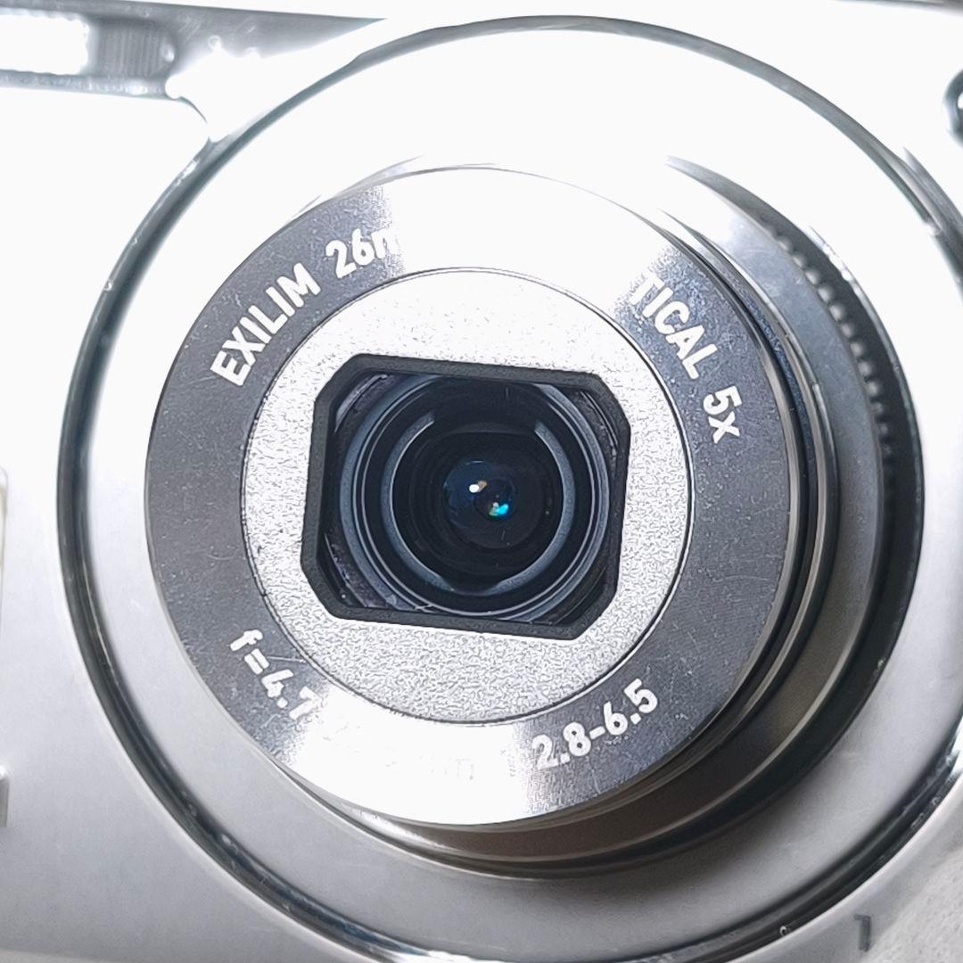 美品✨ CASIO EXILIM EX-Z2000 シルバー デジカメ