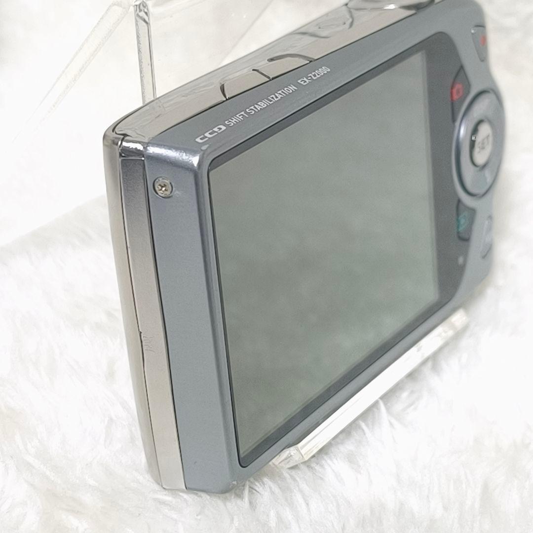 美品✨ CASIO EXILIM EX-Z2000 シルバー デジカメ
