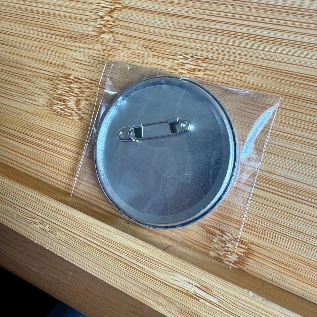 10個セット 形藻土 メディアノーチェメタリック缶バッジ 約56mm 数量限定