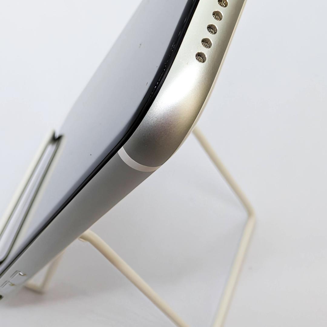 iPhone SE2 64GB バッテリー最大容量91% 充電ケーブル付き