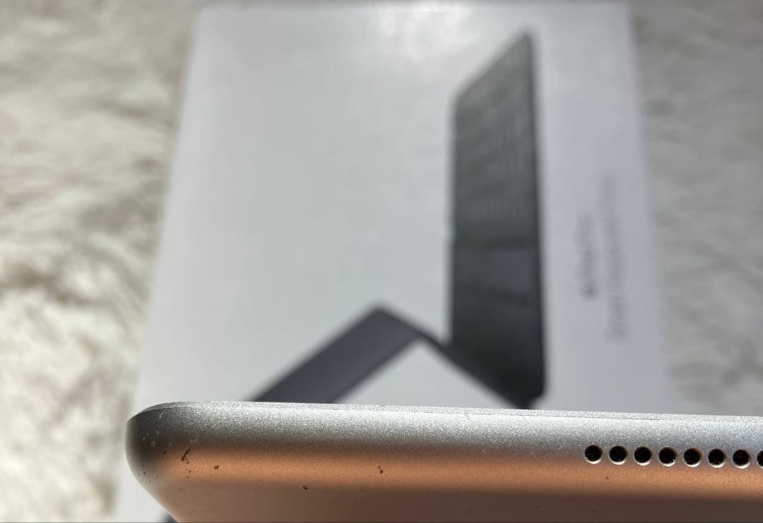 【完動品】iPad 第６世代 128GB SIMフリー【すぐ発送】【付属品】