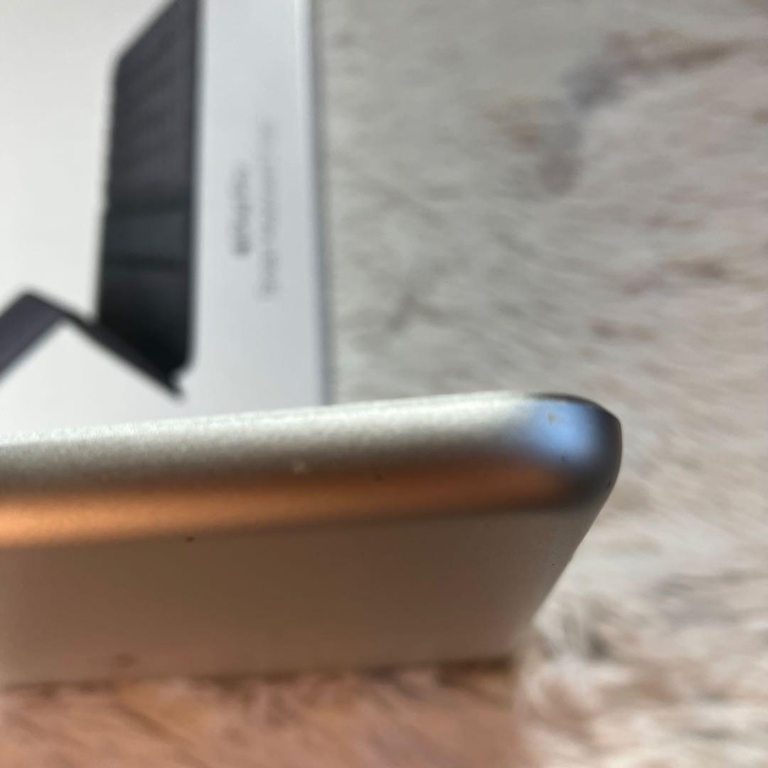 【完動品】iPad 第６世代 128GB SIMフリー【すぐ発送】【付属品】