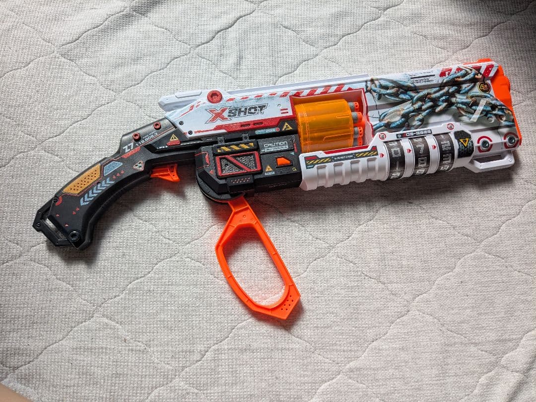 NERF トイガン 青/オレンジ ダーツ付き