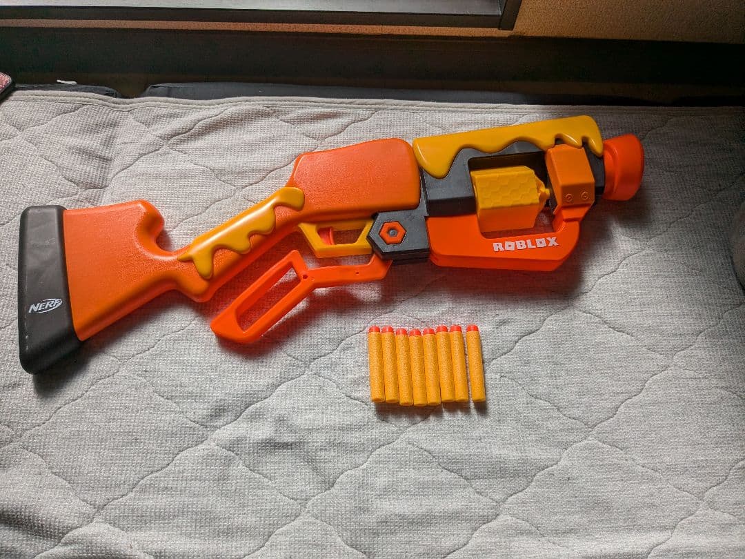 NERF トイガン 青/オレンジ ダーツ付き