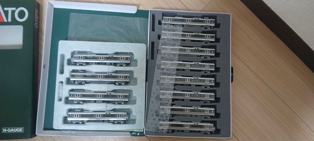 KATO 223系 2000番台 12両編成