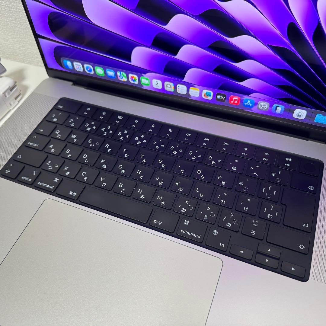 Macbook Pro 16 M1 Pro 32G 512G充放電回数111回