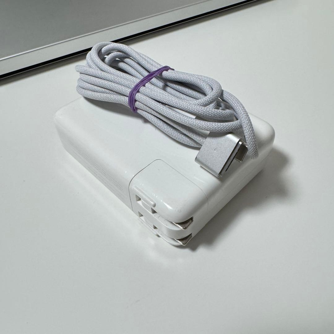 Macbook Pro 16 M1 Pro 32G 512G充放電回数111回