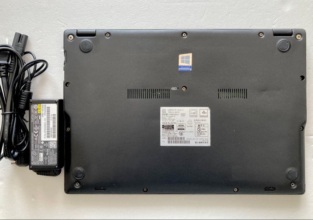富士通LIFEBOOK U939/A i5-8365U 8GB